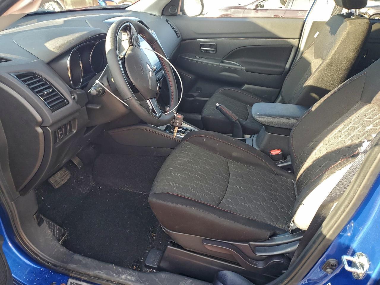 2025 Mitsubishi Outlander Sport s