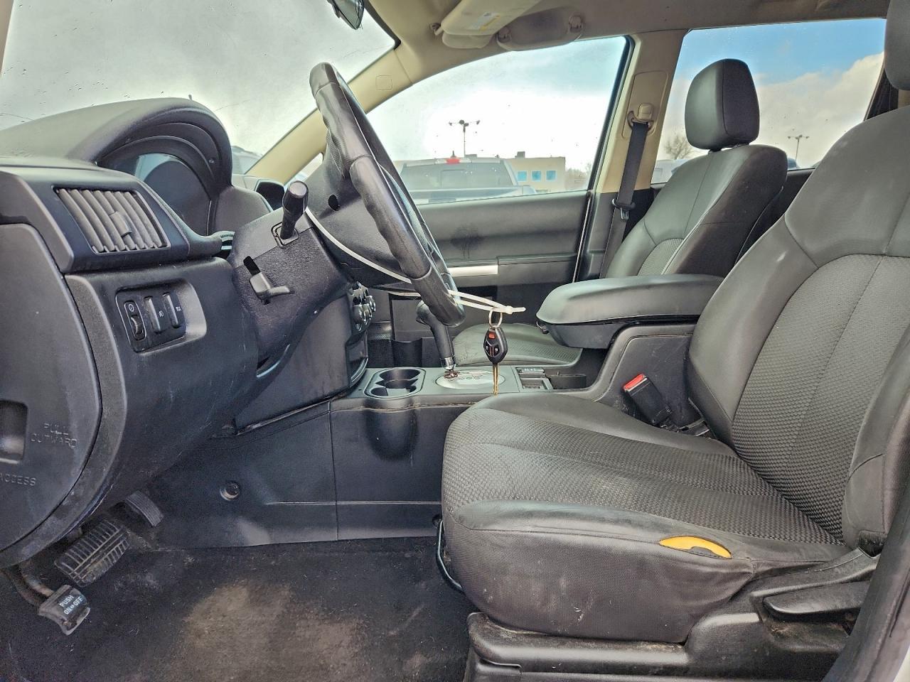 2011 Mitsubishi Endeavor ls