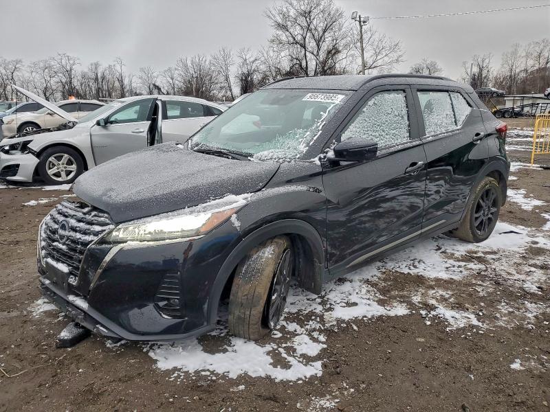 2024 Nissan Kicks sr