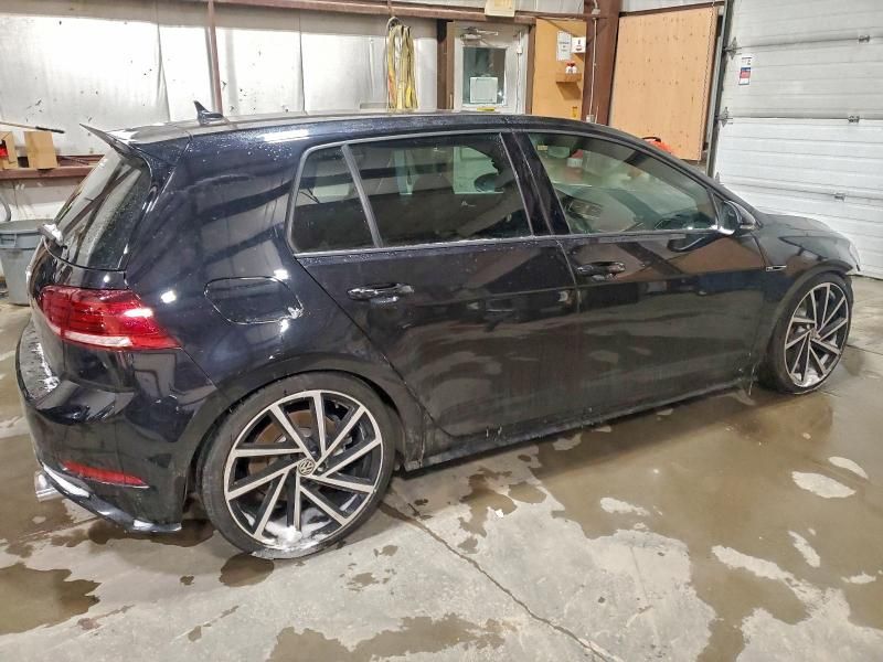 2018 Volkswagen Golf r