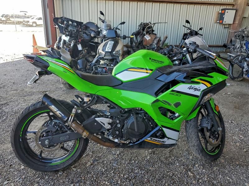 2025 Kawasaki Ex500 h