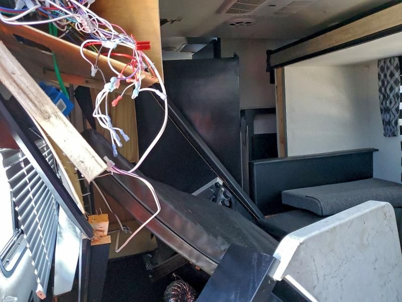 2021 Wildwood 2021 Foresriver Grey Wolf