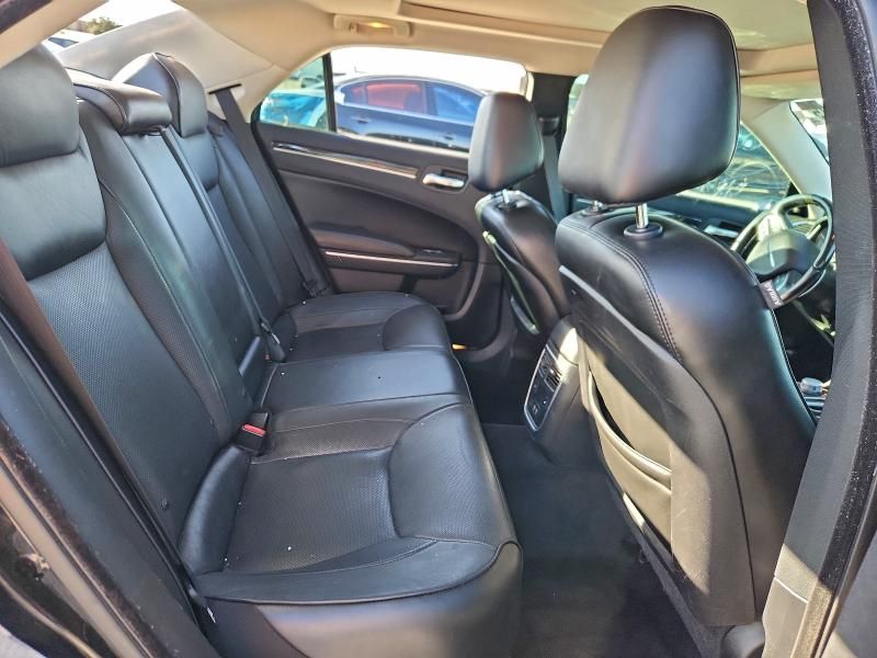 2018 Chrysler 300 Limited