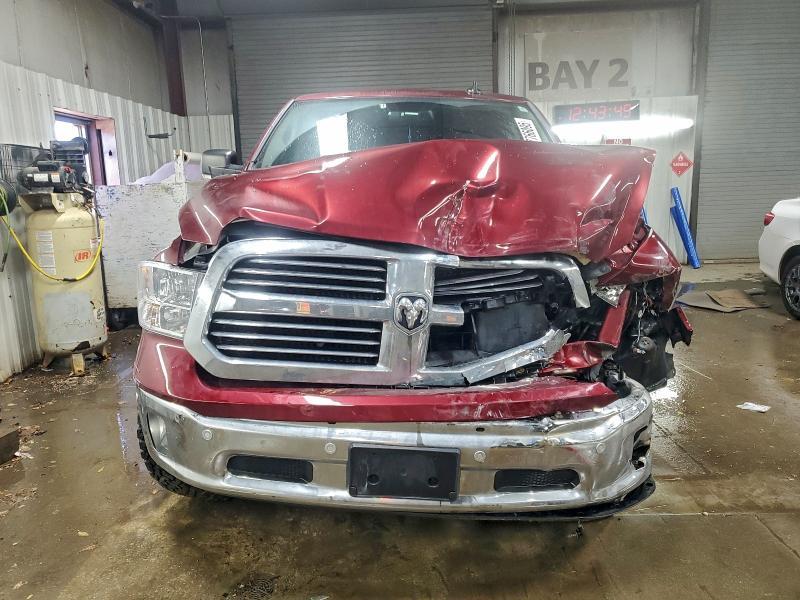 2016 Dodge Ram 1500 slt