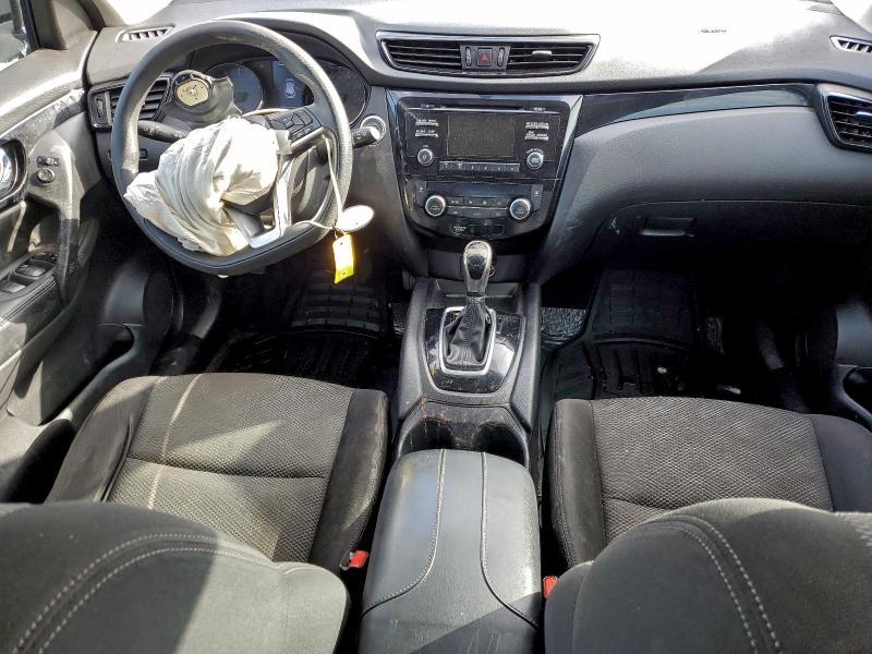 2017 Niss Rogue Sport