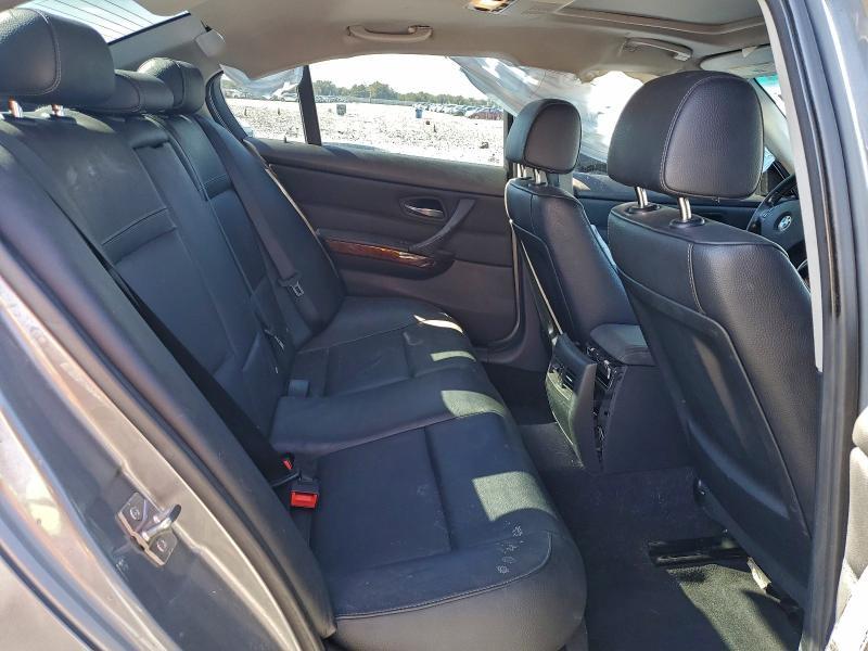 2011 BMW 328 i