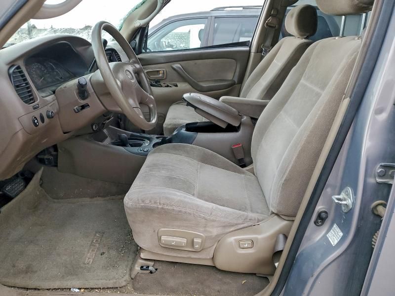 2002 Toyota Sequoia SR5