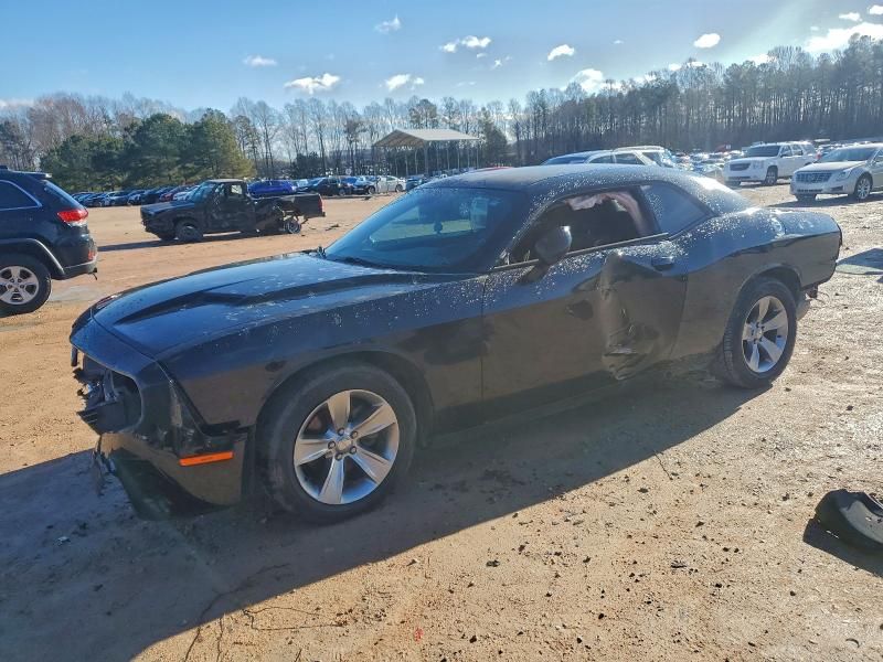 2015 Dodge Challenger sxt