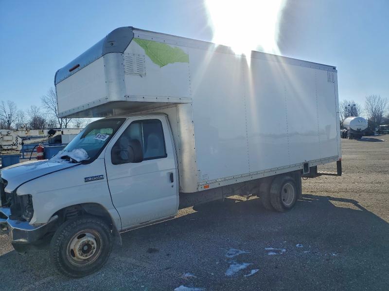 2008 Ford E350 box Truck