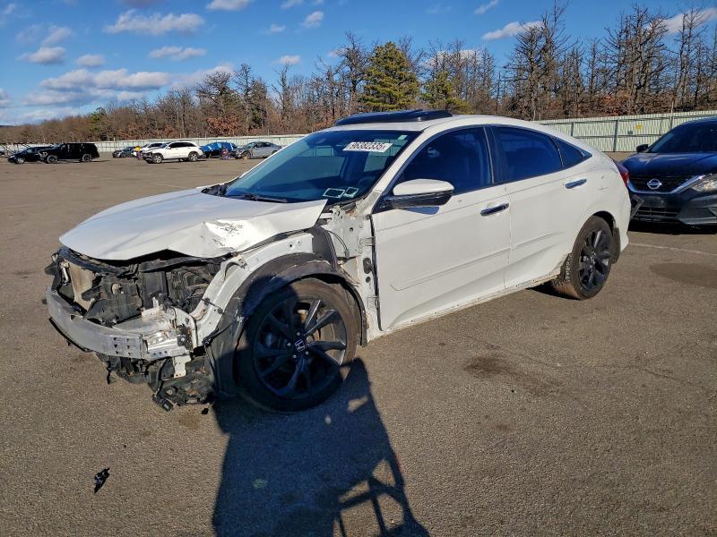 2019 Honda Civic Touring