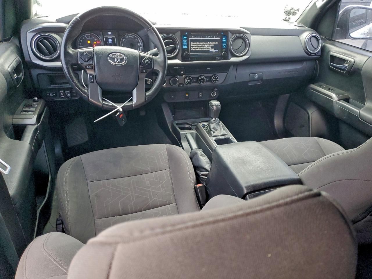 2017 Toyota Tacoma Double cab