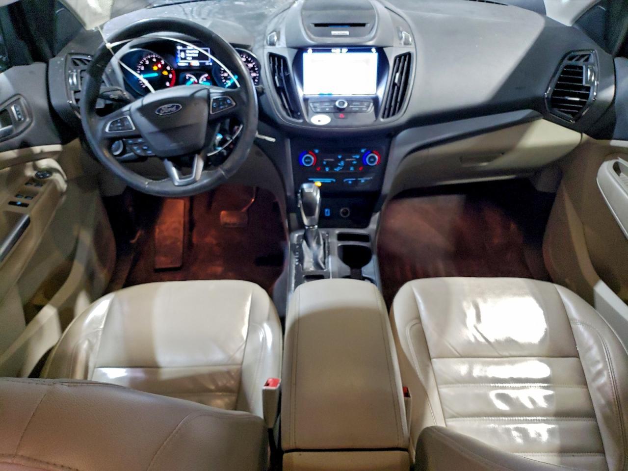 2018 Ford Escape sel