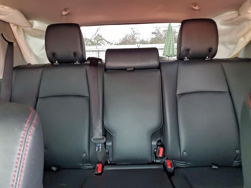 2024 Toyota 4runner SR5 Premium