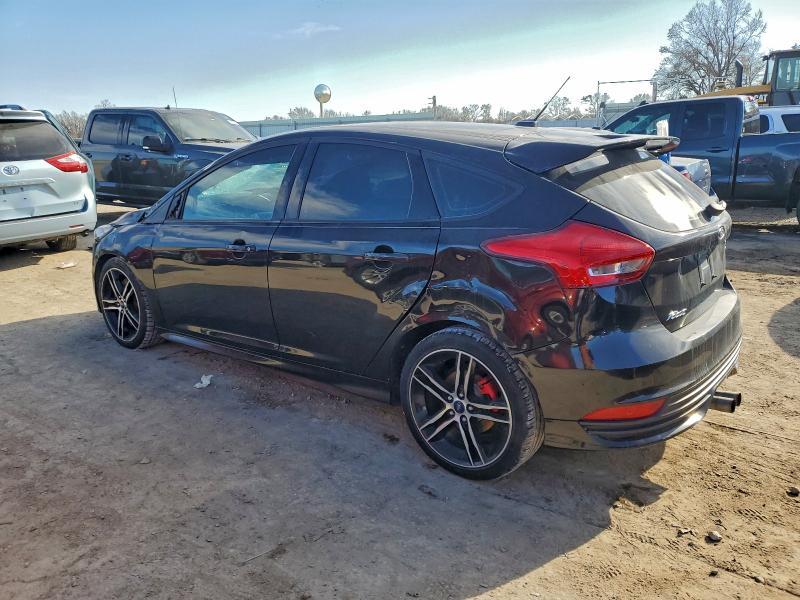 2016 Ford Focus st