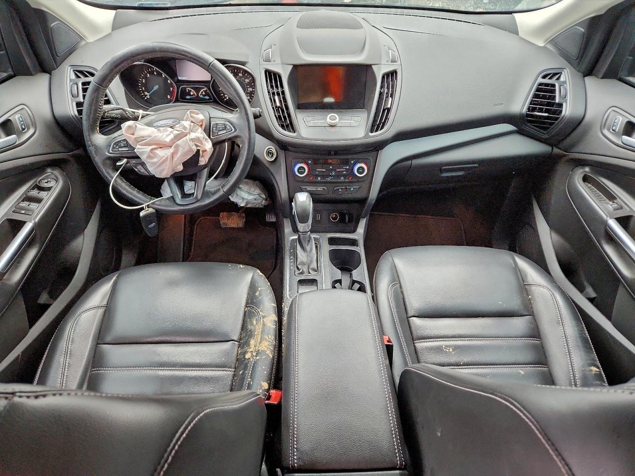 2019 Ford Escape sel