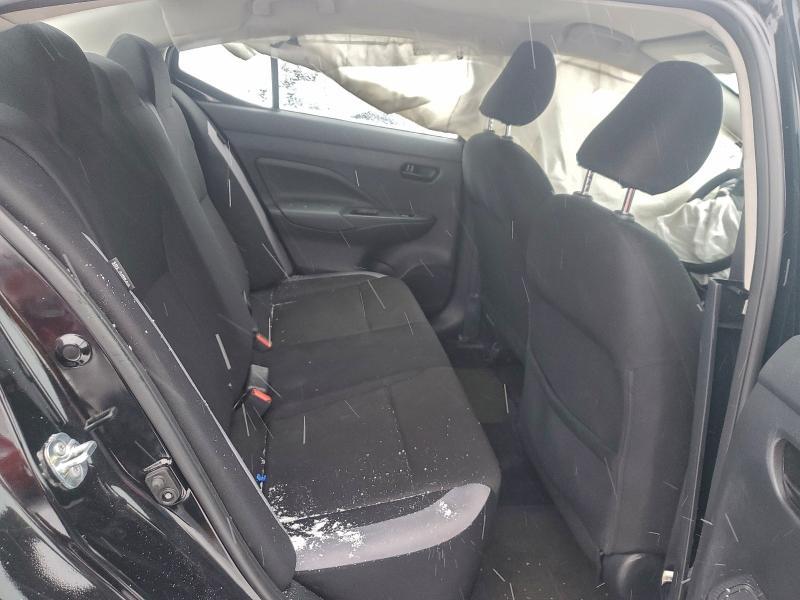 2025 Nissan Versa s