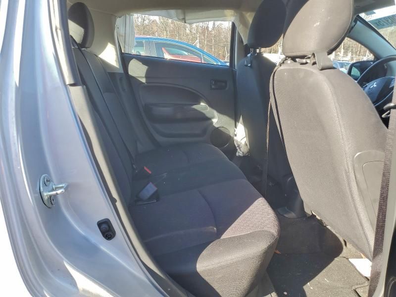 2020 Mitsubishi Mirage es