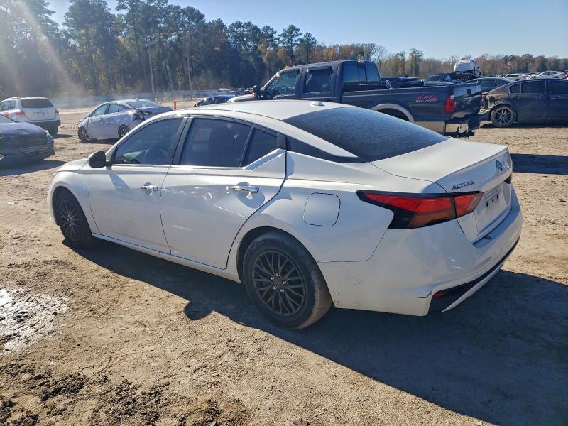 2019 Nissan Altima s