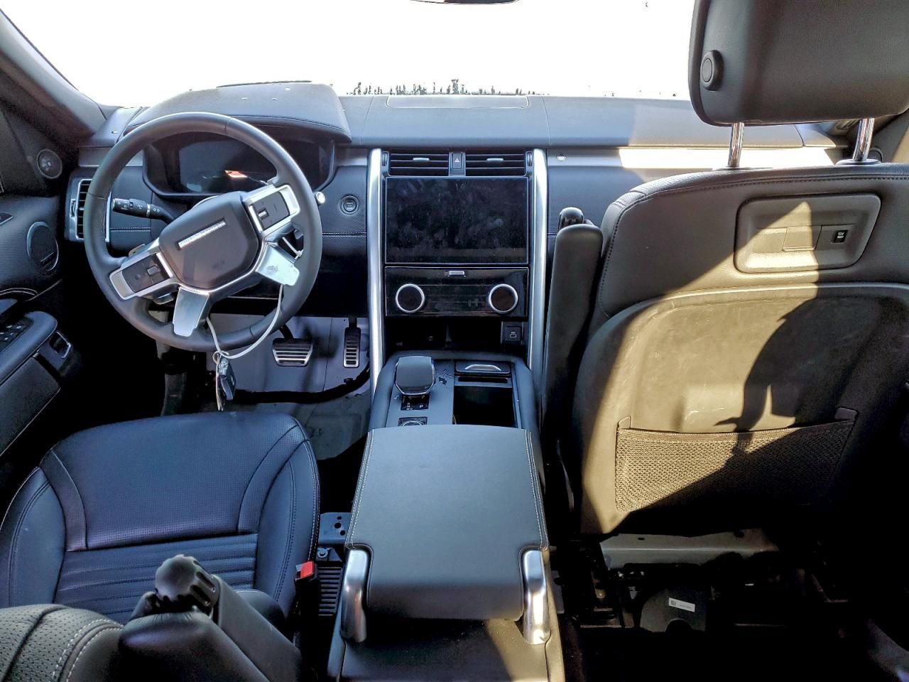 2024 Land Rover Discovery Dynamic se