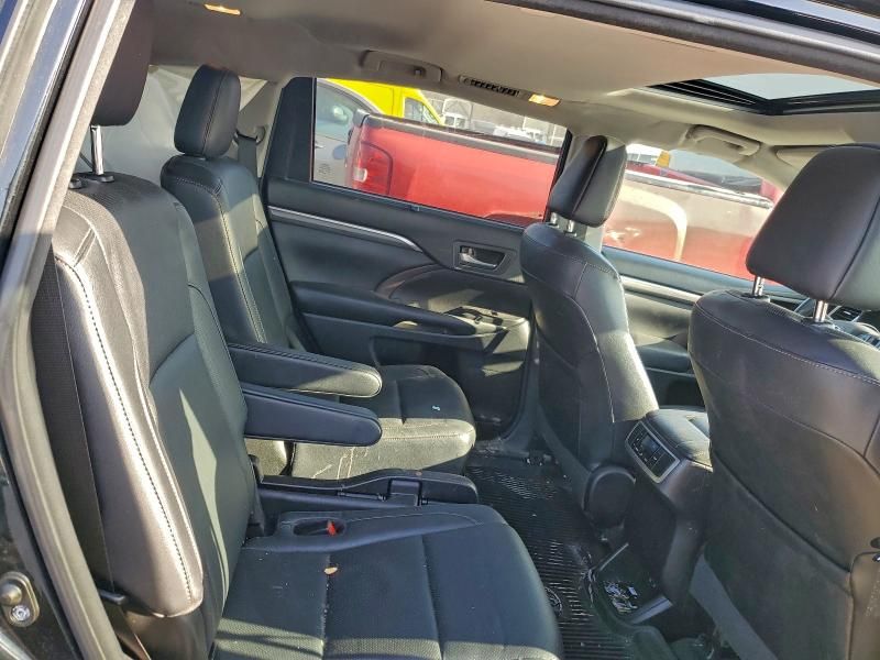 2018 Toyota Highlander Limited