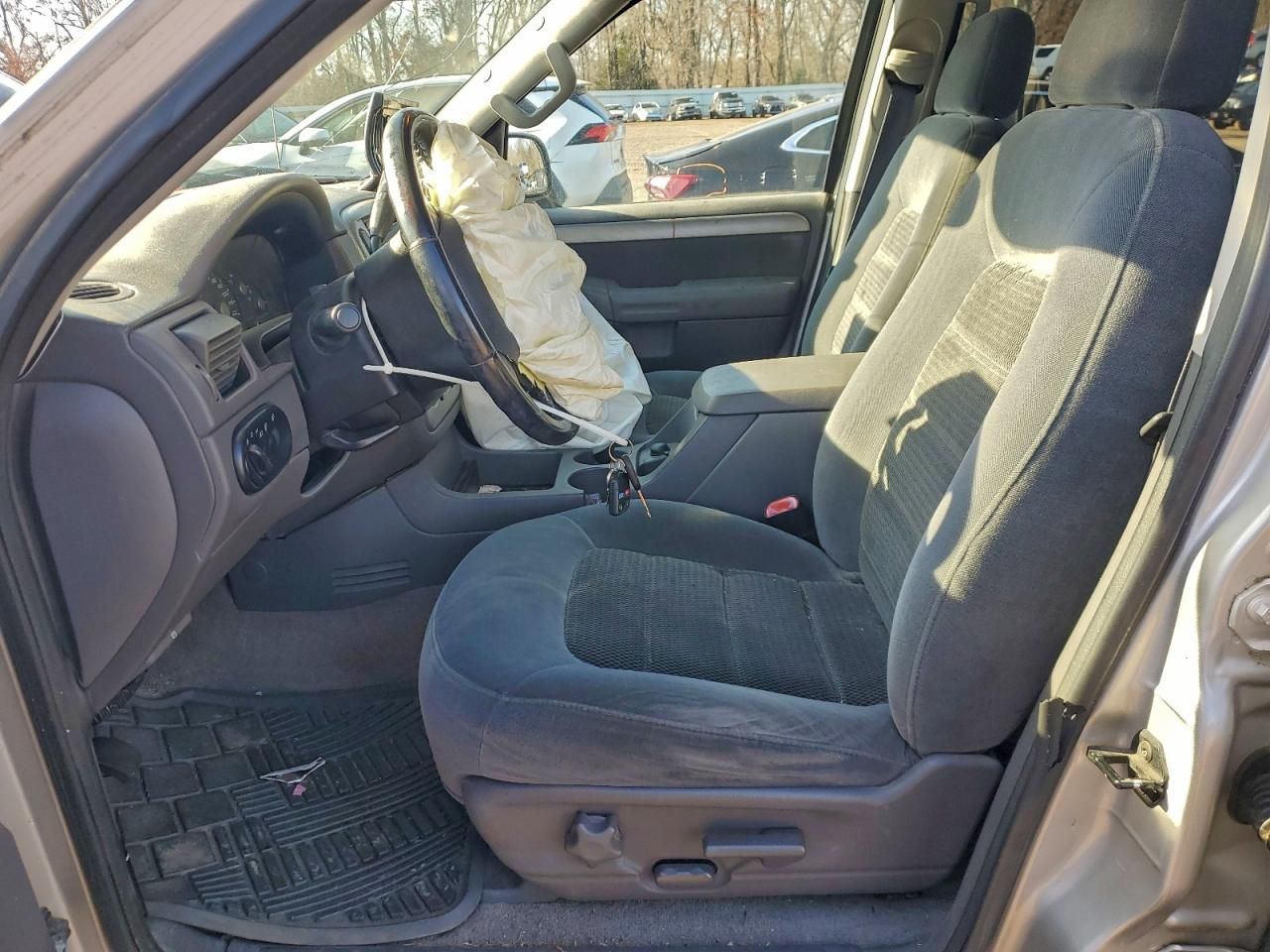 2003 Ford Explorer xlt