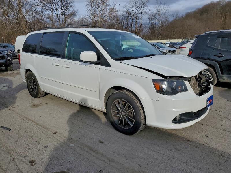 2016 Dodge Grand Caravan R/T
