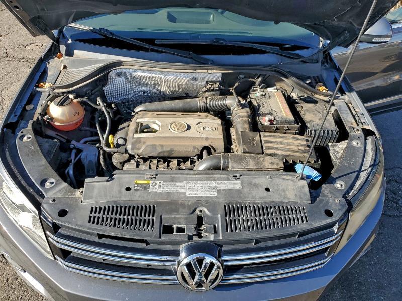 2016 Volkswagen Tiguan s