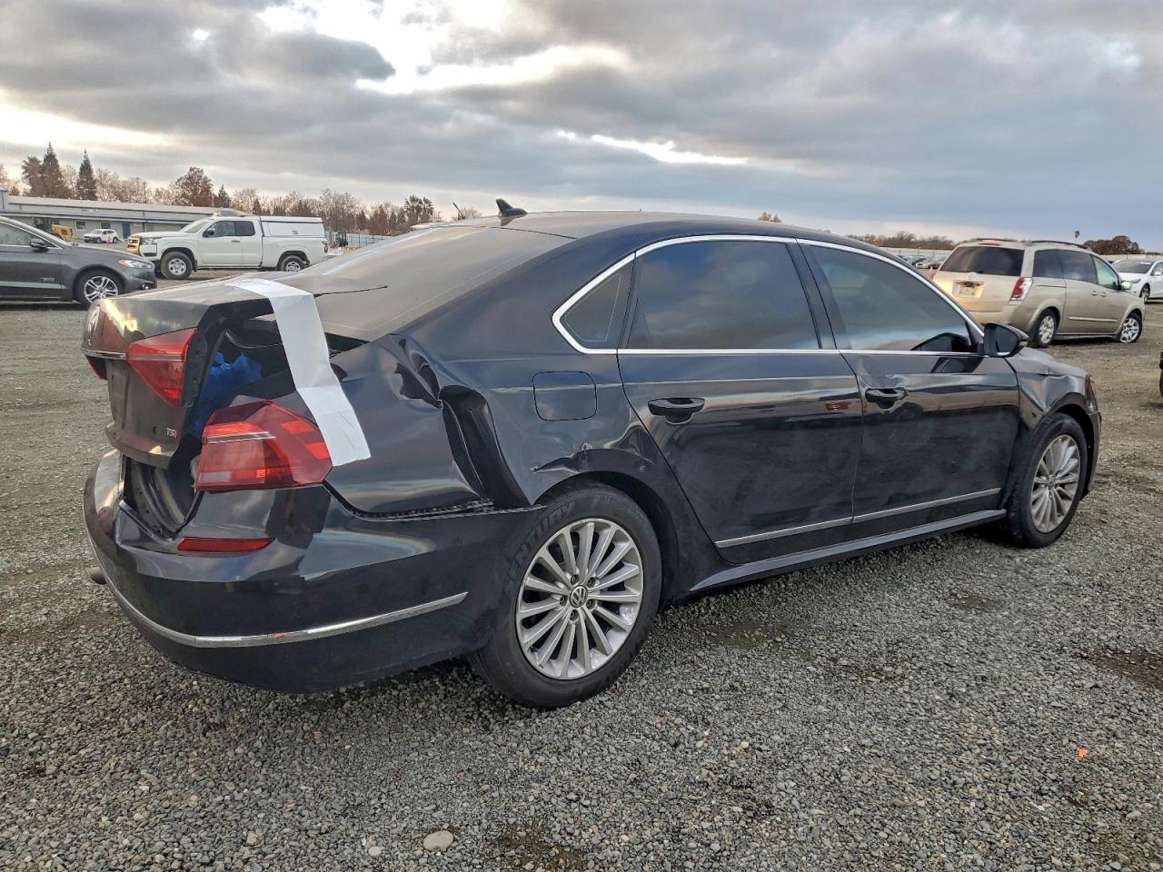 2017 Volkswagen Passat se