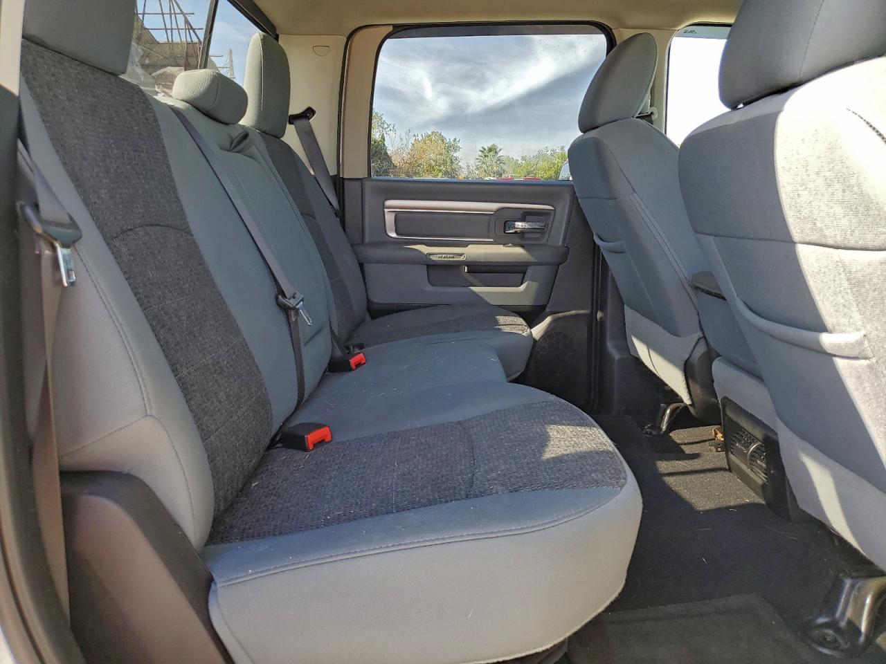 2019 Dodge Ram 1500 Classic slt