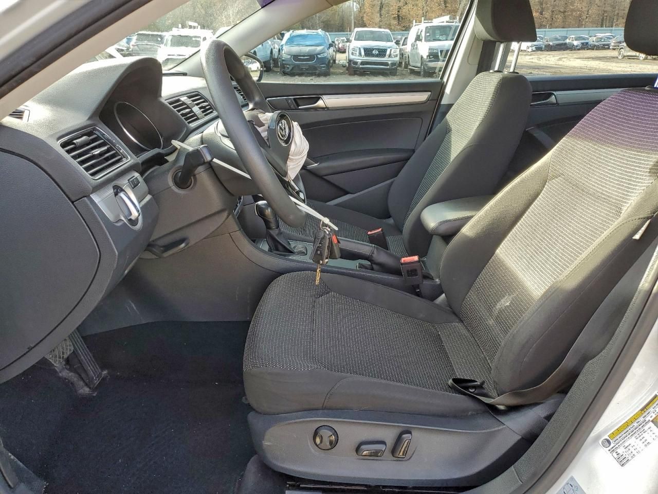 2018 Volkswagen Passat s