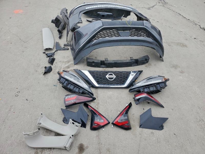 2020 Nissan Murano s