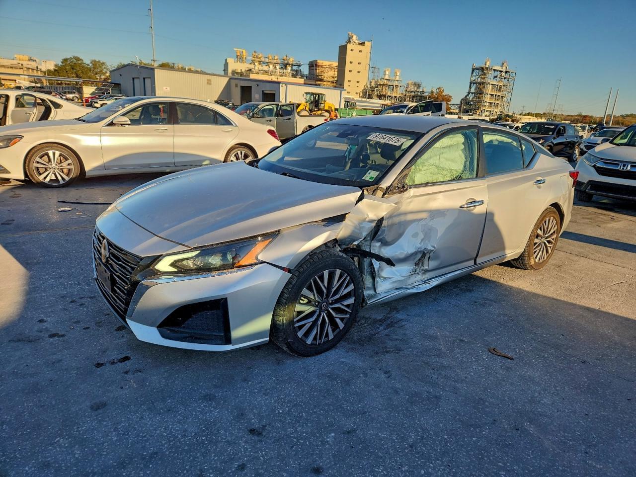 2023 Nissan Altima sv
