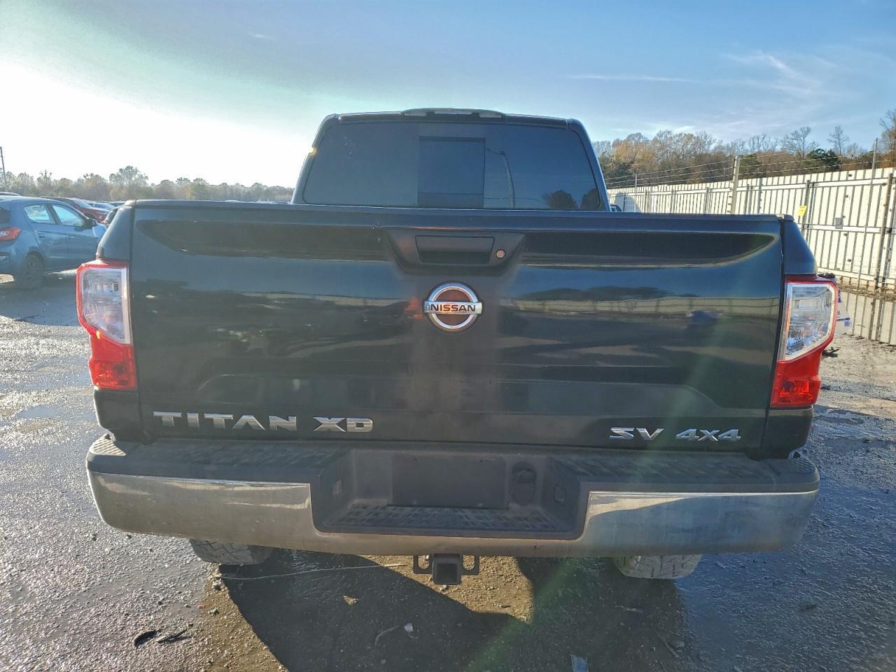 2017 Nissan Titan xd s