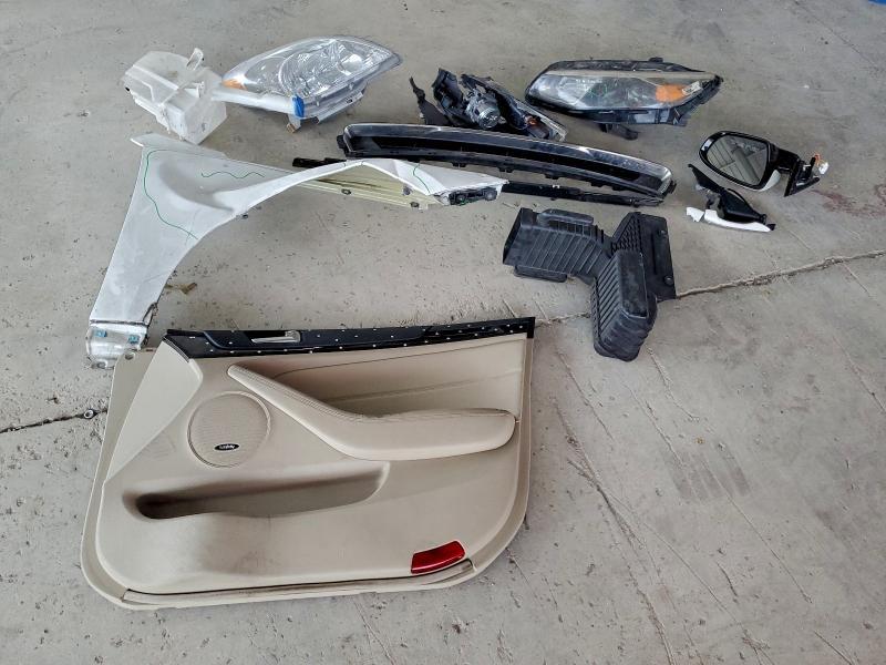 2015 KIA Cadenza Premium