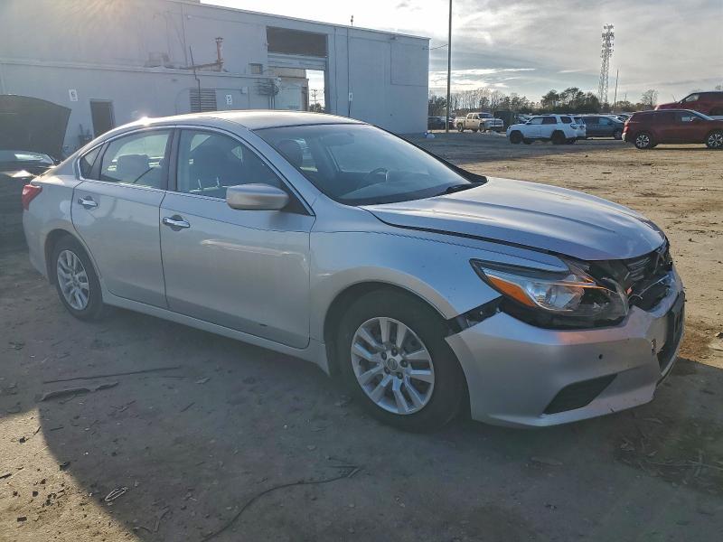 2017 Niss Altima 2.5 s
