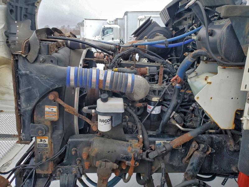 2017 Kenworth T370 BOX Truck