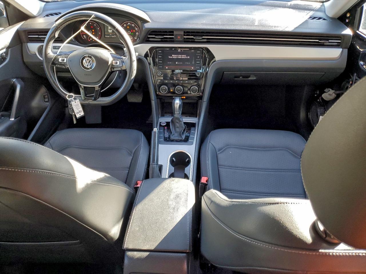 2020 Volkswagen Passat se