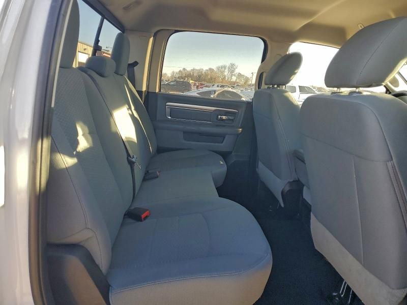 2020 Dodge Ram 1500 Classic slt