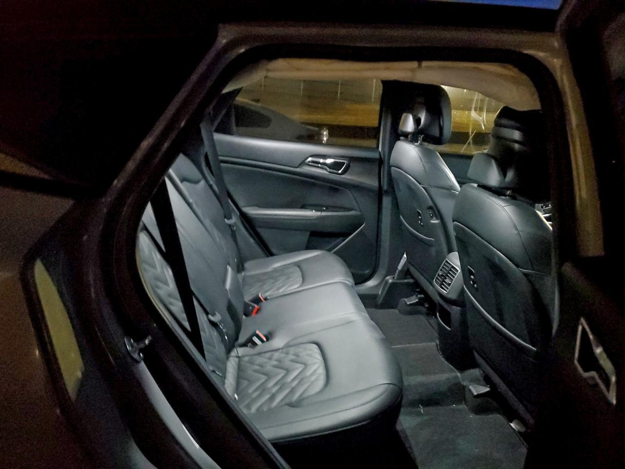 2023 KIA Sportage X-pro