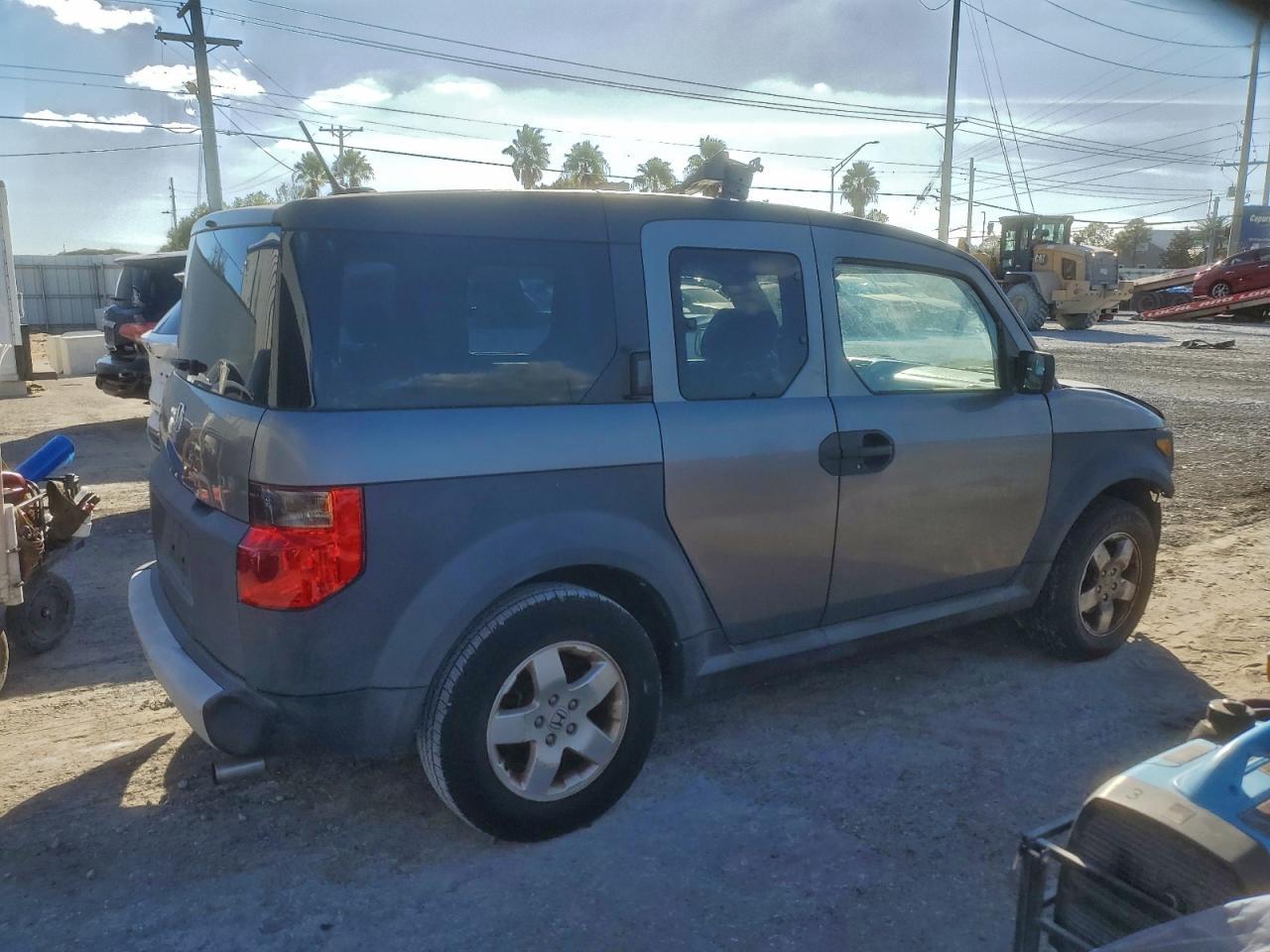 2005 Honda Element ex