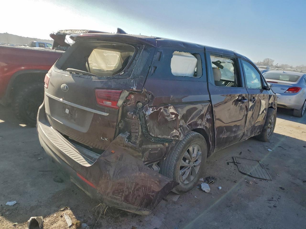 2020 KIA Sedona lx