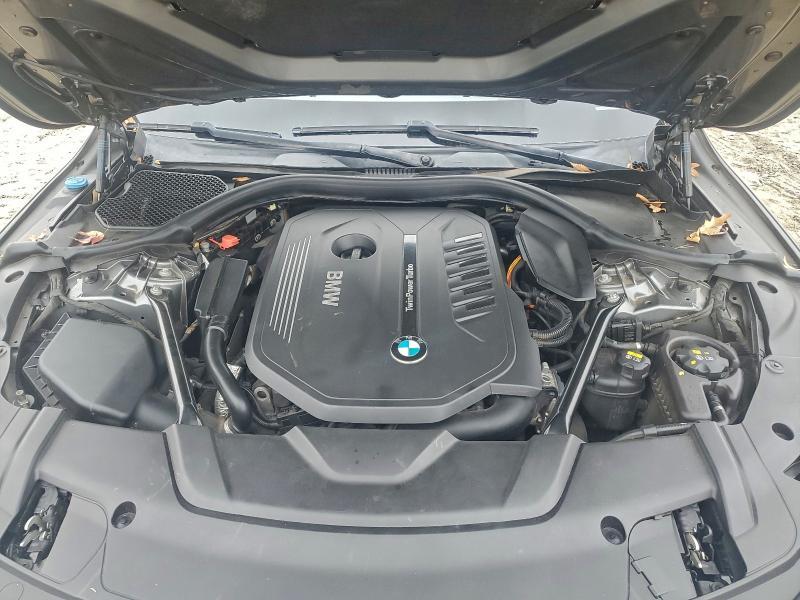 2016 BMW 740 i