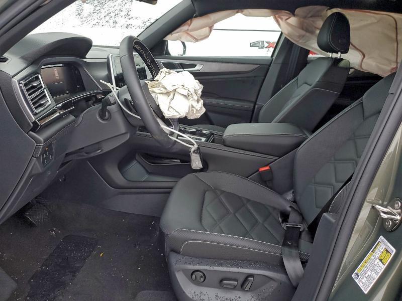 2025 Volkswagen Atlas Cross Sport se