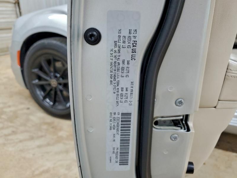 2019 Chrysler 300 Touring