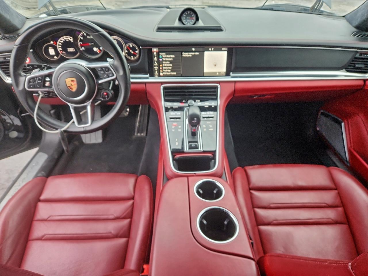 2018 Porsche Panamera Turbo