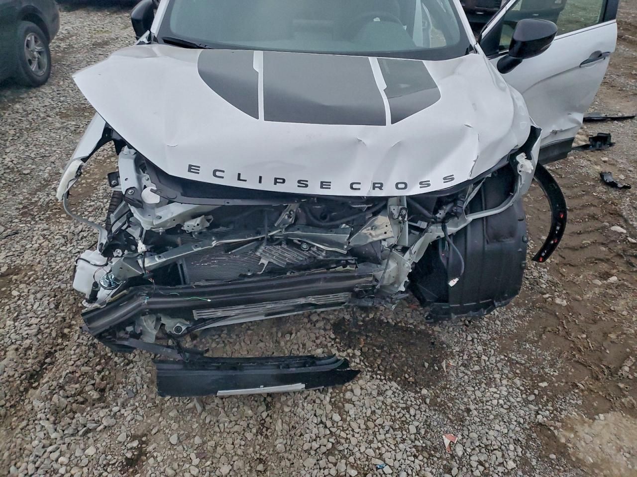 2025 Mitsubishi Eclipse Cross se