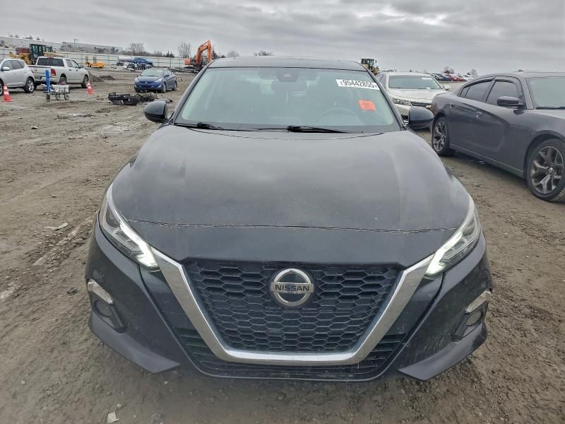 2020 Nissan Altima sl