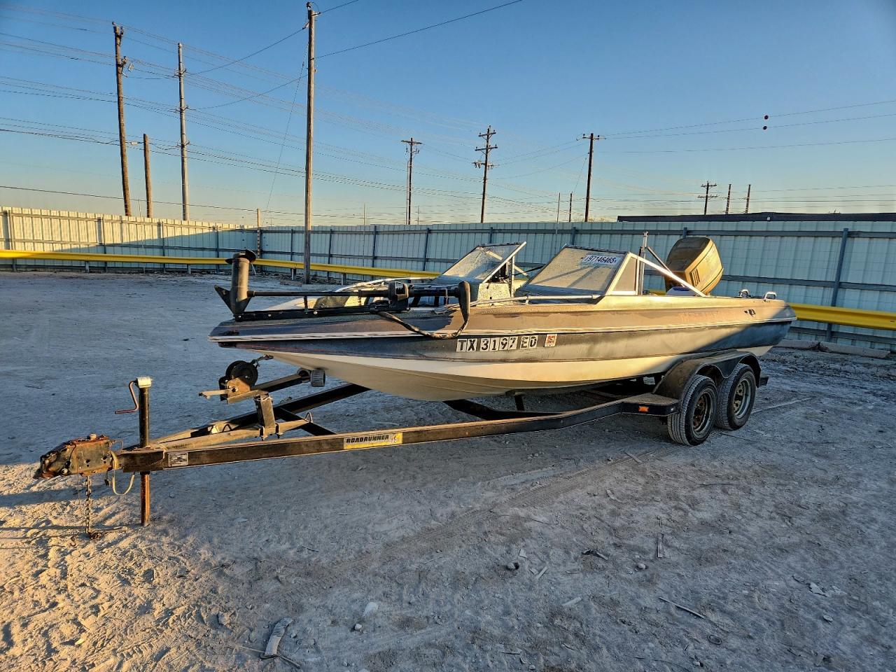 1988 Cajun Boats/mastercrafter Boat