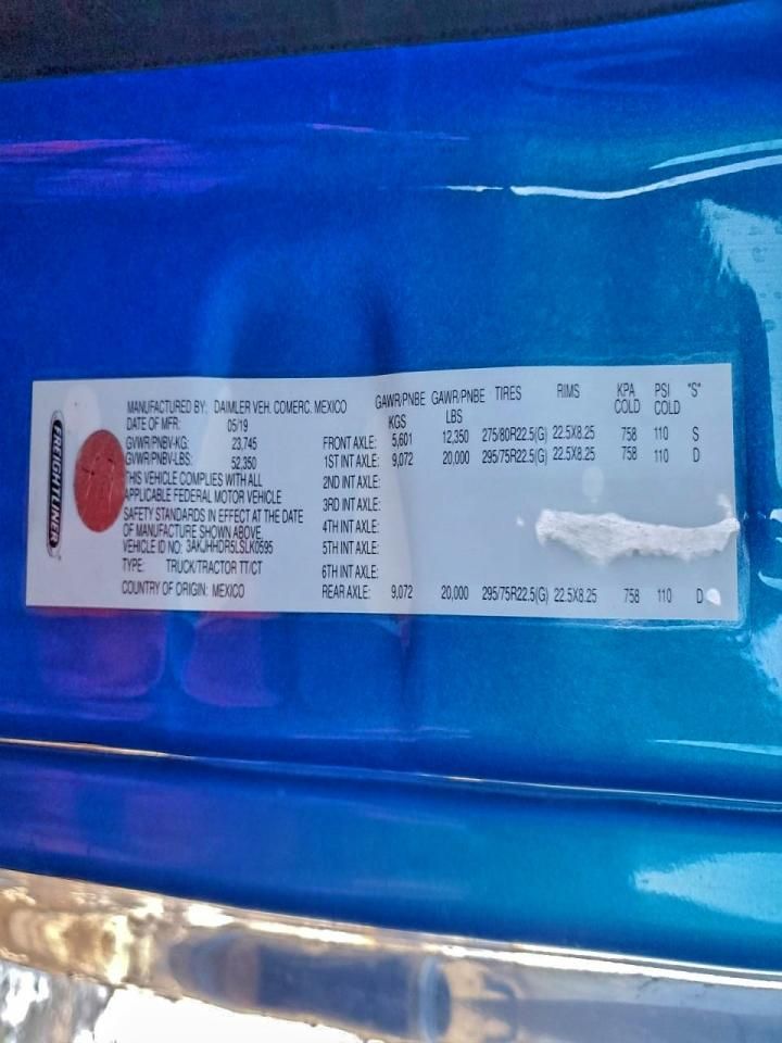 2020 Freightliner Cascadia 126 Semi Truck