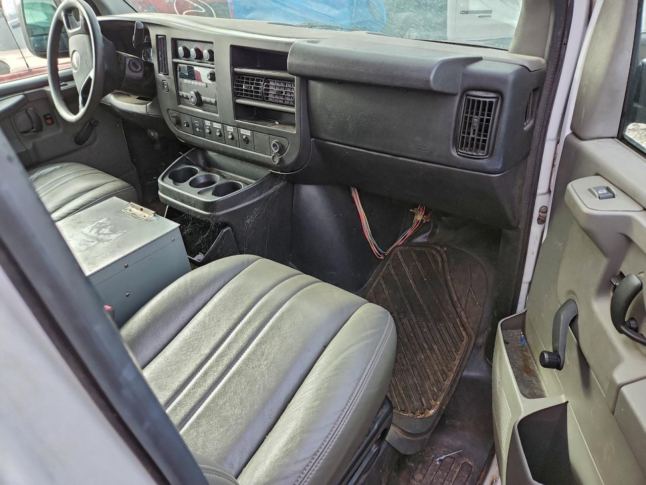 2013 Chevrolet Express G2500